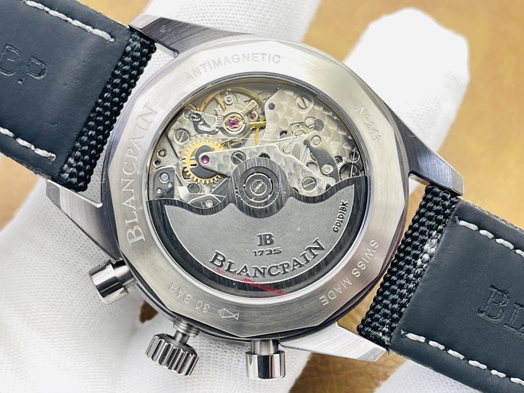 ブランパン「Blancpain」フィフティ・ファゾム バチスカーフ フライバッククロノグラフ自動巻きダイバーズウォッチ43mm