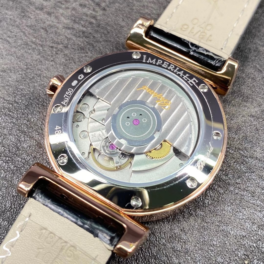 ショパール「Chopard」ハッピースポーツレディースウォッチ34mm