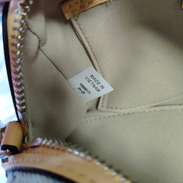 トリー バーチ「Tory Burch」トーリーバーチ T Monogram デニム ピローショルダーバッグ