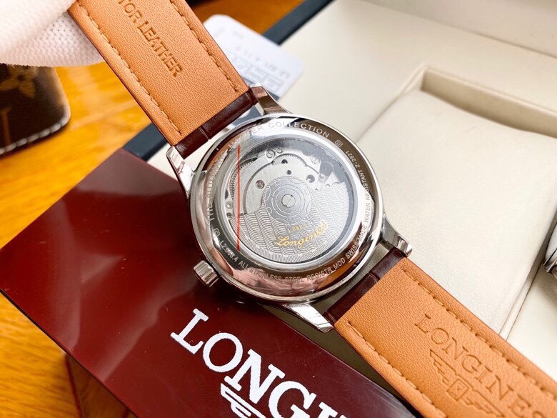 ロンジン「Longines」Conquest Automaticメンズウォッチ39MM