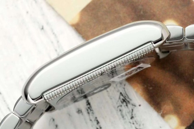 ロンジン「Longines」ドルチェヴィータ ミニ レディース クォーツウォッチ 21.50×29.00mm