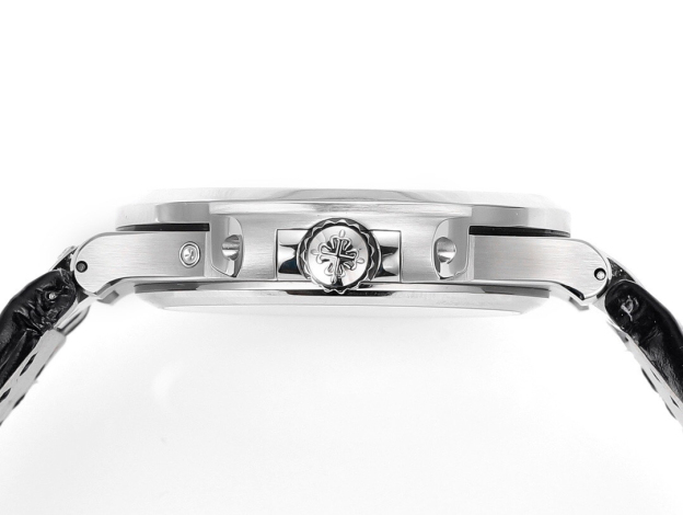 パテック フィリップ「Patek Philippe」「鋼王の王」ウォッチ 5712GR-衝撃的デビュー