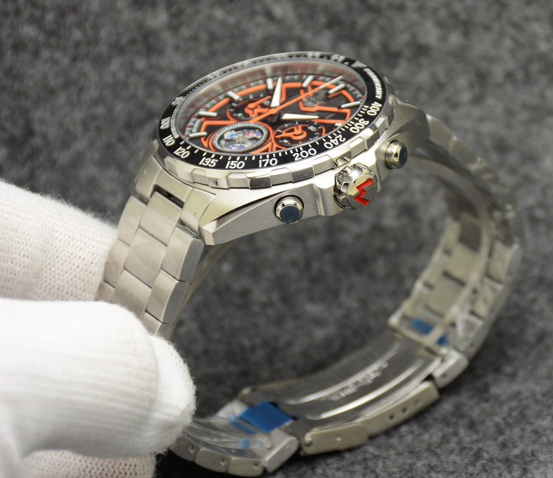 タグ・ホイヤー「TAG Heuer」フォーミュラー1 クロノグラフクォーツ メンズ 腕時計44.5mm