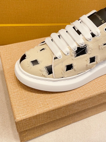 アレキサンダー・マックイーン［Alexander McQueen］Oversized Sneaker "Designer Edition" スニーカー