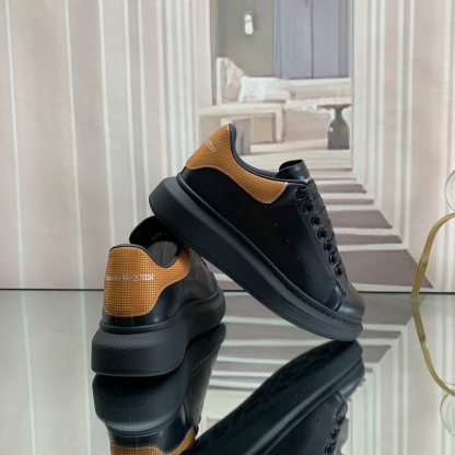 アレキサンダー・マックイーン［Alexander McQueen］Oversized Sneaker "Textured Waterproof" スニーカー