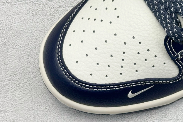 「コラボモデル」Nike SB Dunk Low x Supreme コラボレーション ロー タイプ スケート シューズ