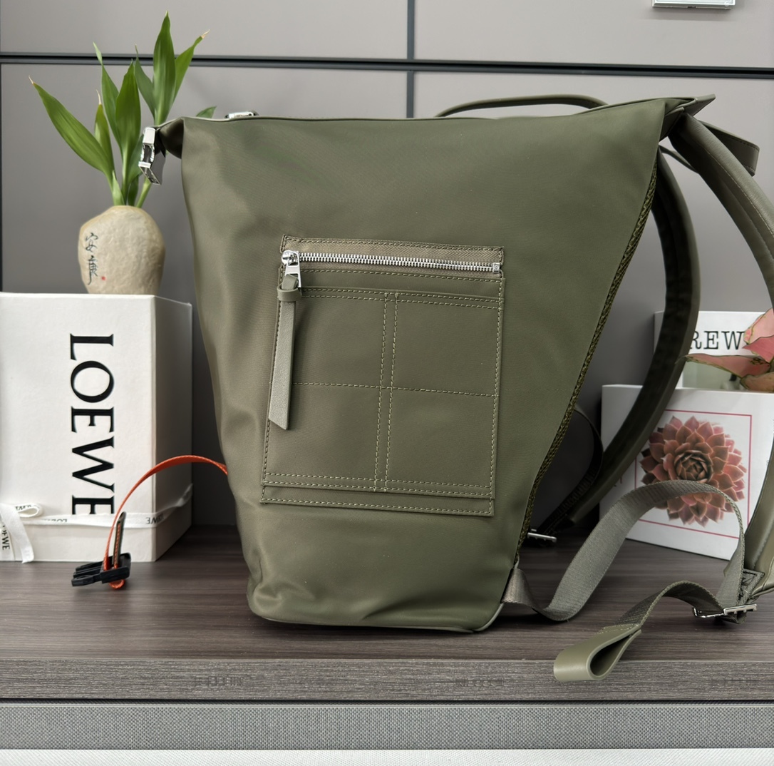 ロエベ「Loewe」Flex バックパック