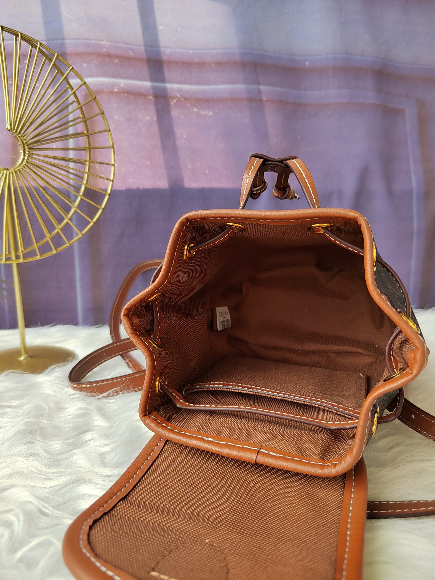 セリーヌ「Celine」Triomphe ミニ バックパック