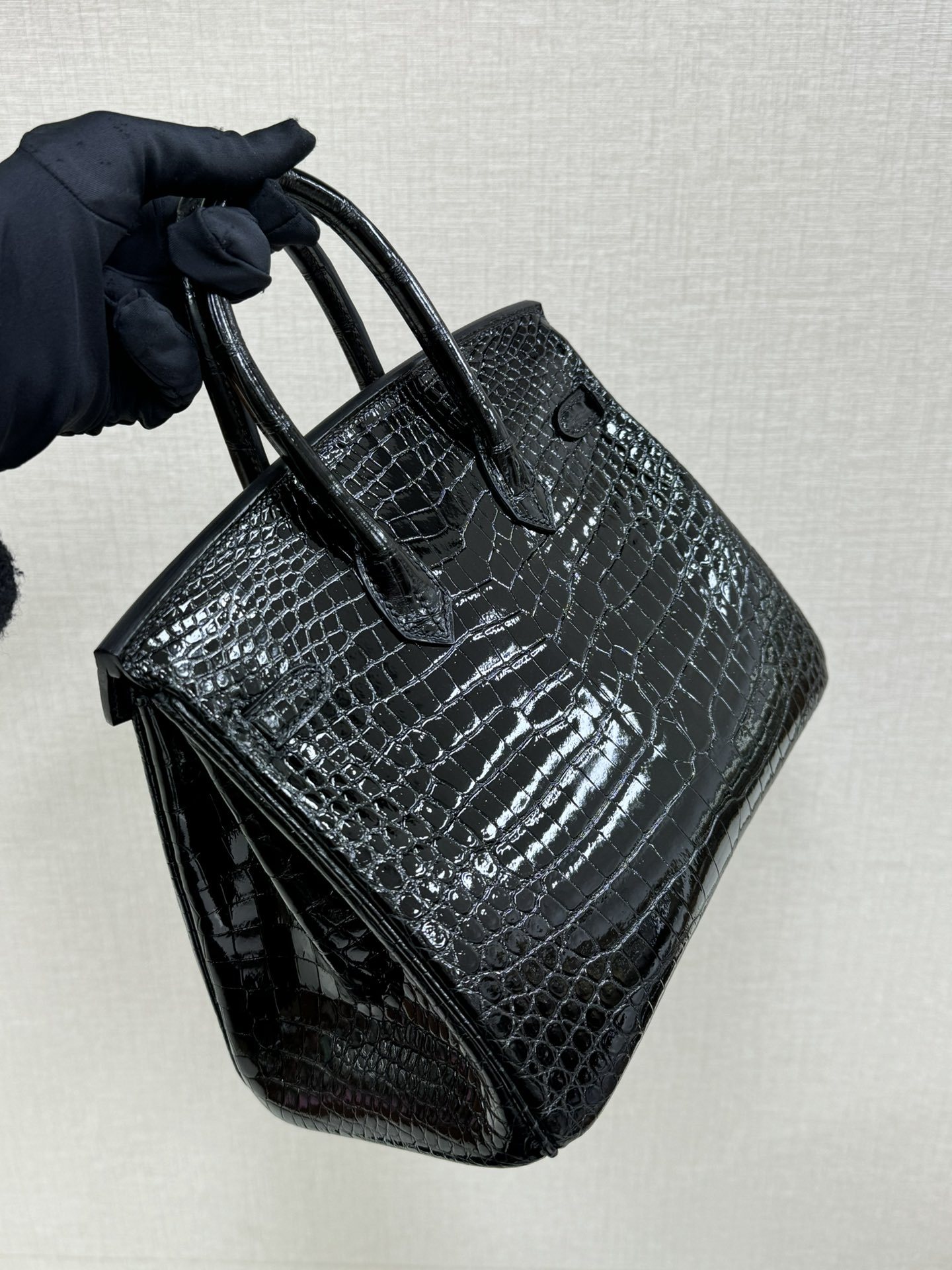 エルメス「Hermès」ノワール ミロワール クロコダイル レザー バッグ