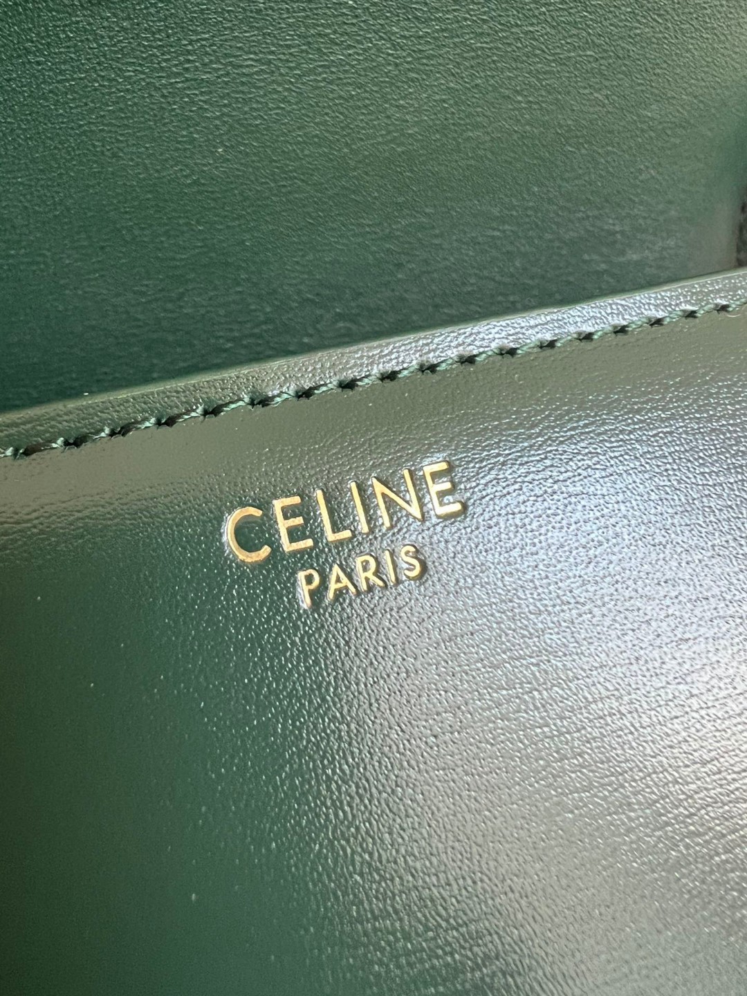 セリーヌ「Celine」CELINE トリオンフ ダブルCロック ウォレット