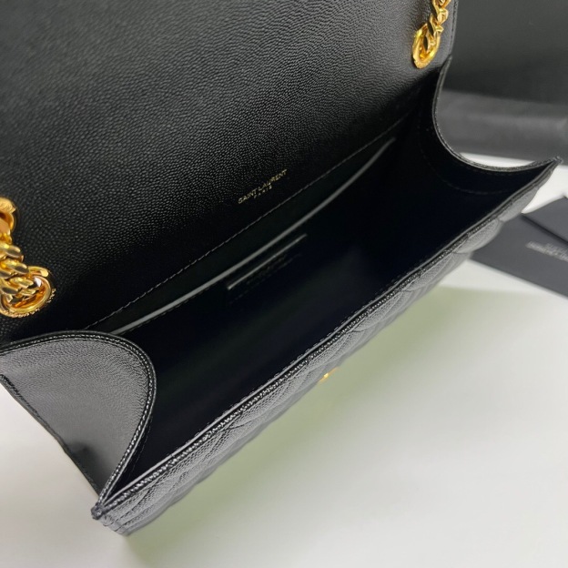 サンローラン「Saint Laurent」‌ ENVELOPE 中サイズ キャビアレザー エンンベロープバッグ