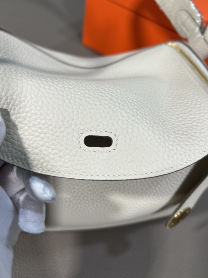 エルメス「Hermès」 Mini Lindy 19 ショルダーバッグ