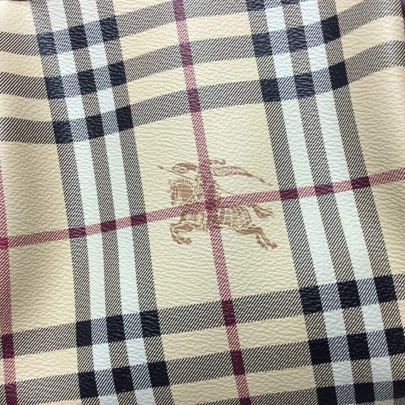 バーバリー「Burberry」アーリースプリング シグネチャー サドルバッグ