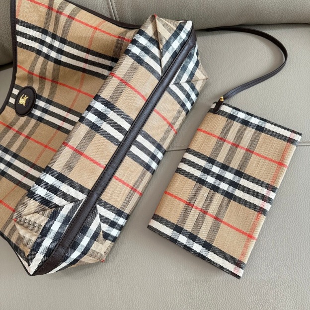 バーバリー「Burberry」チェック柄 トートバッグ