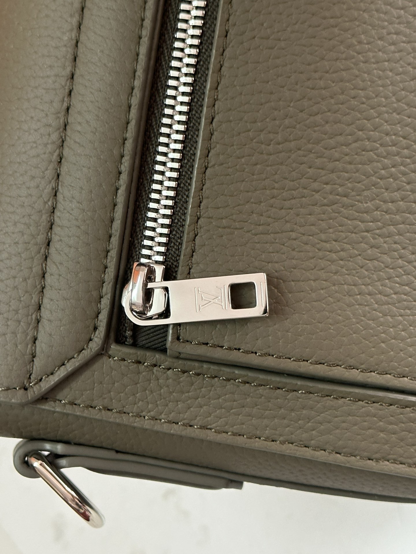 ルイ・ヴィトン「Louis Vuitton」AEROGRAM JM ショルダーバッグ