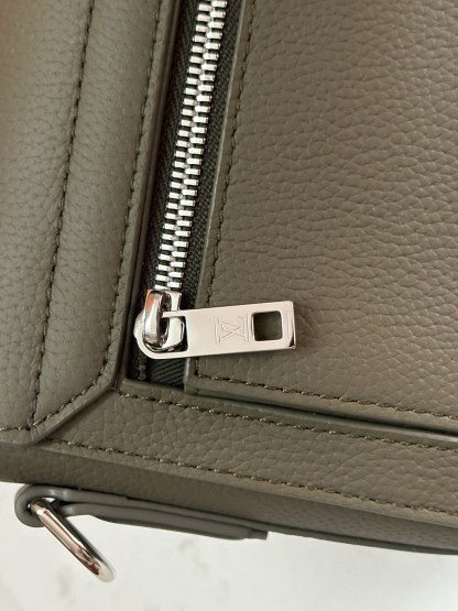 ルイ・ヴィトン「Louis Vuitton」AEROGRAM JM ショルダーバッグ