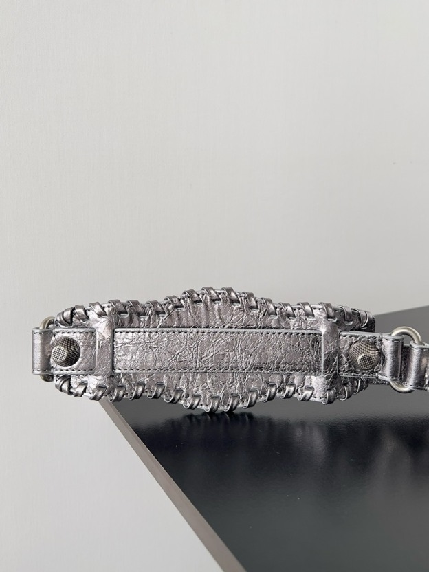 バレンシアガ「Balenciaga」ショルダーバッグ