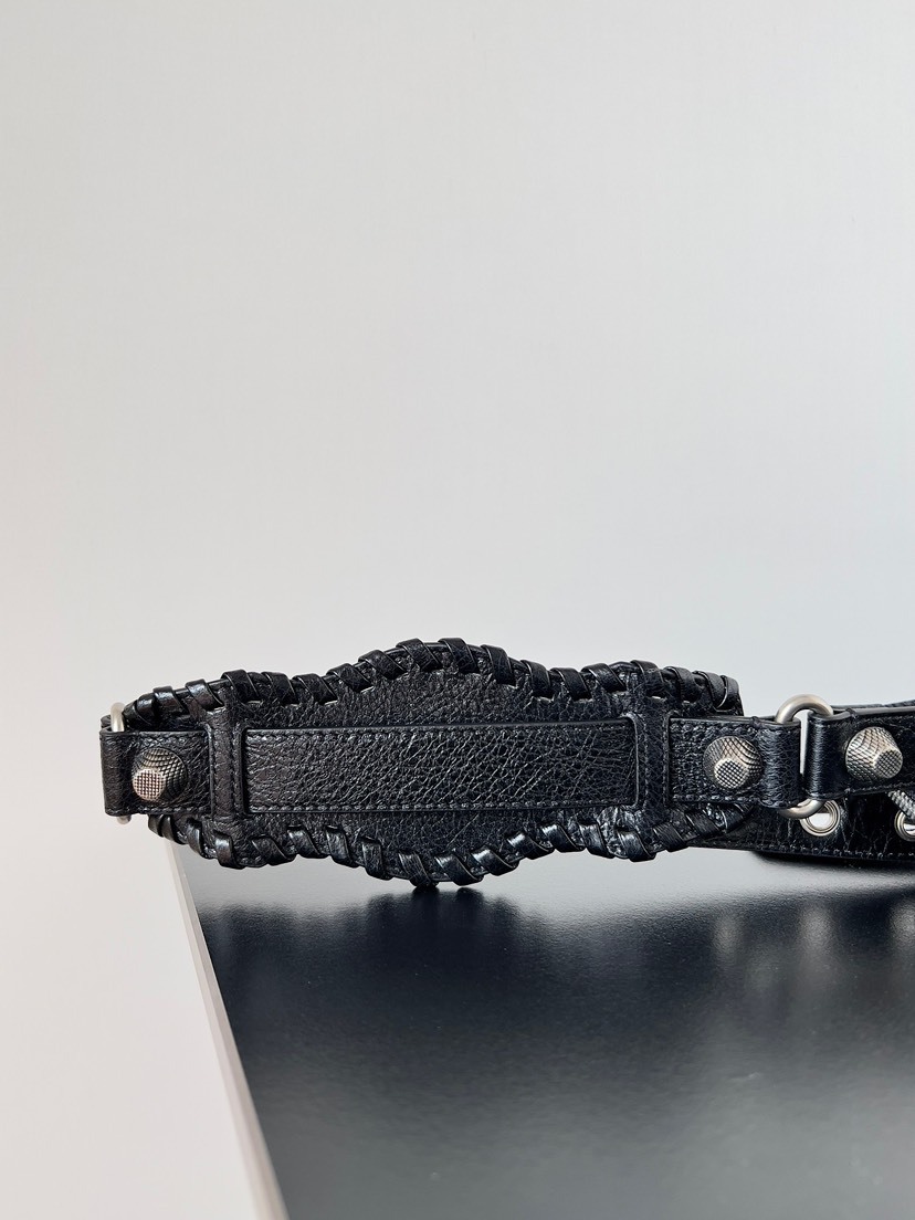 バレンシアガ「Balenciaga」スモール ハンドバッグ