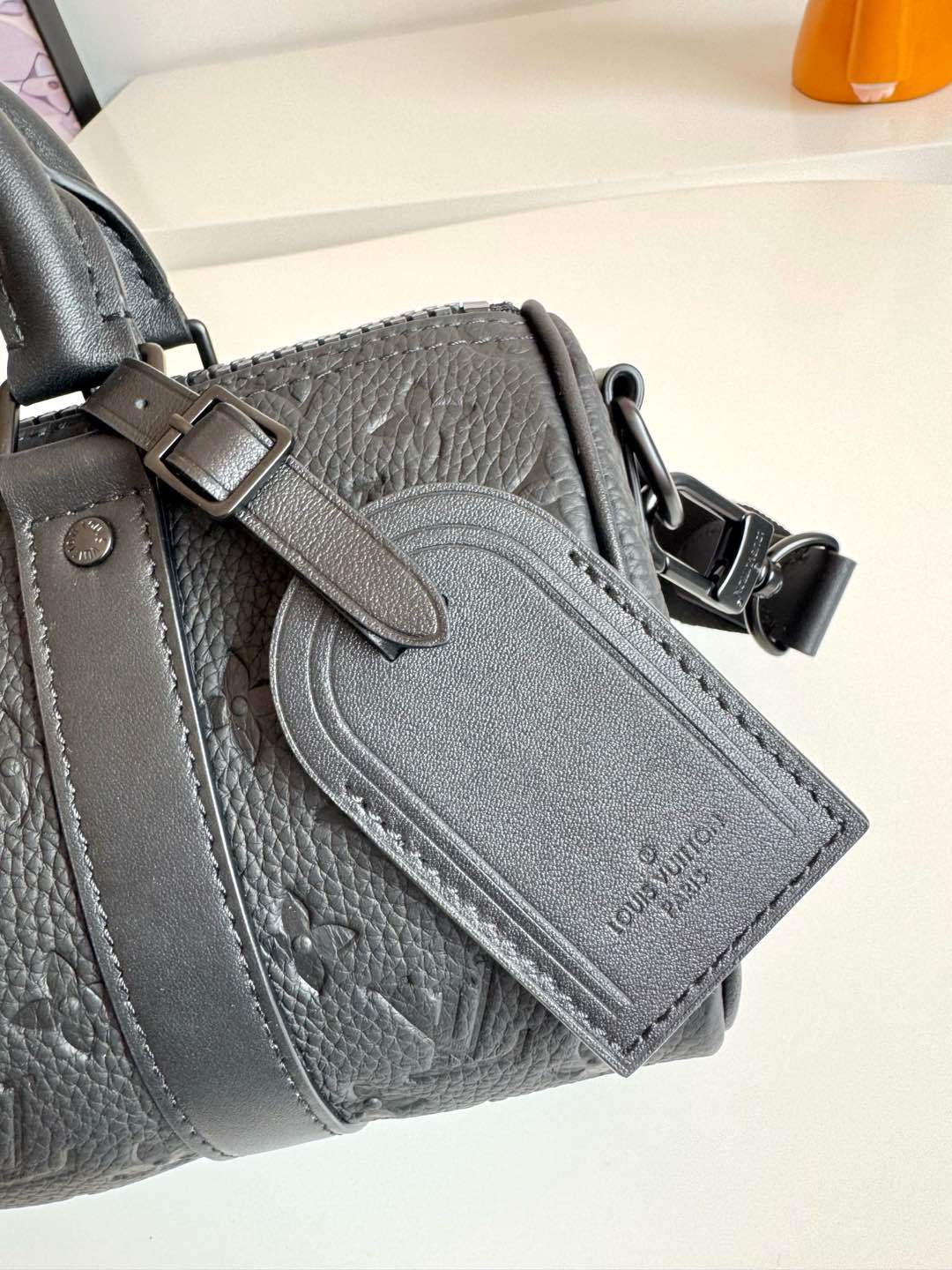 ルイ・ヴィトン「Louis Vuitton」Taurillon Monogram ハンドバッグ