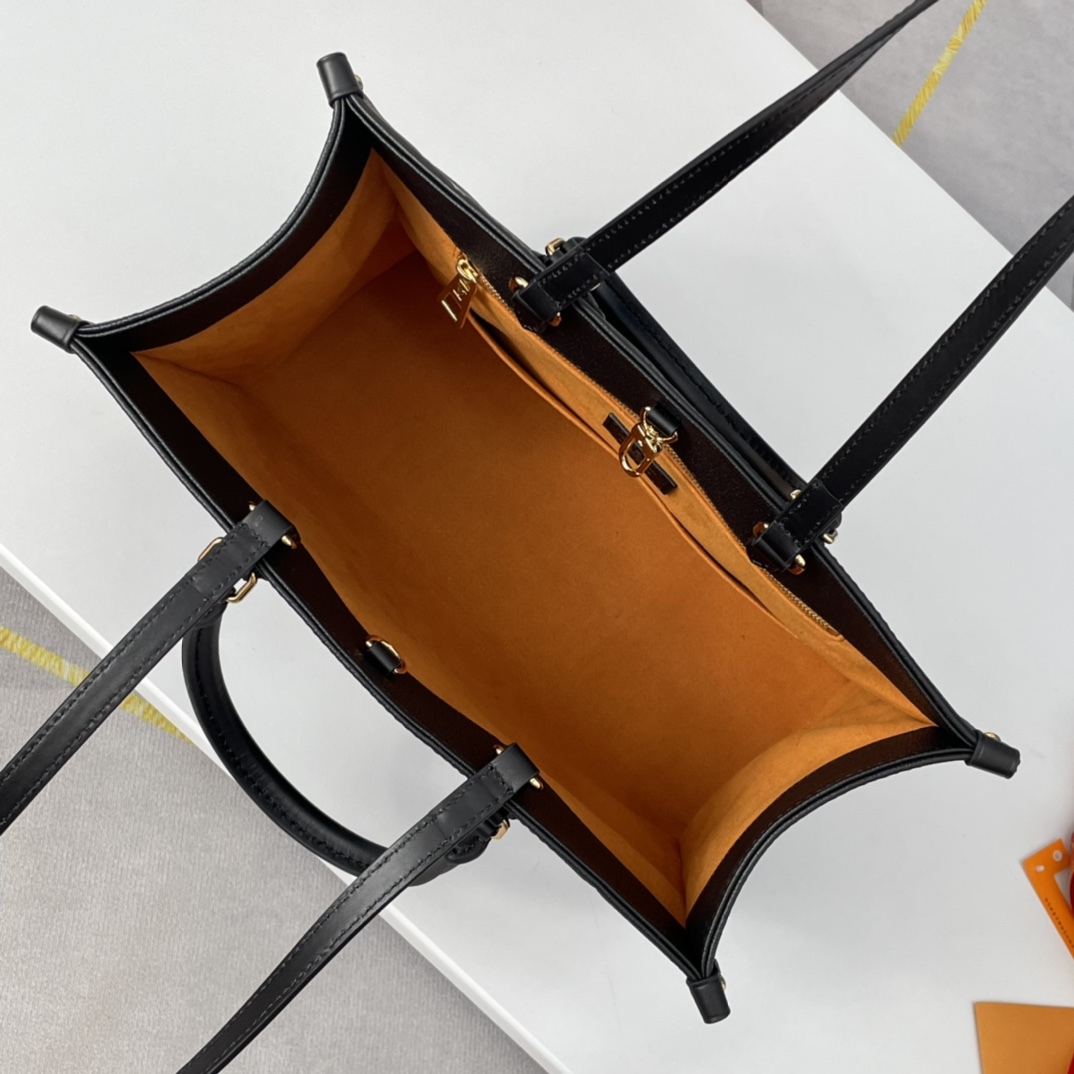 ルイ・ヴィトン「Louis Vuitton」ONTHEGO MM モノグラム エンプレイント トートバッグ