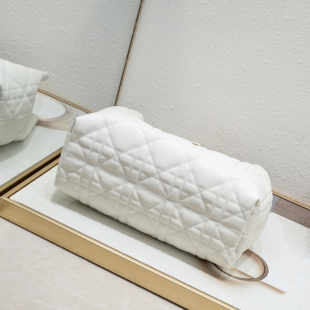 ディオール「Dior」TOUJOURS レザー ショルダーバッグ