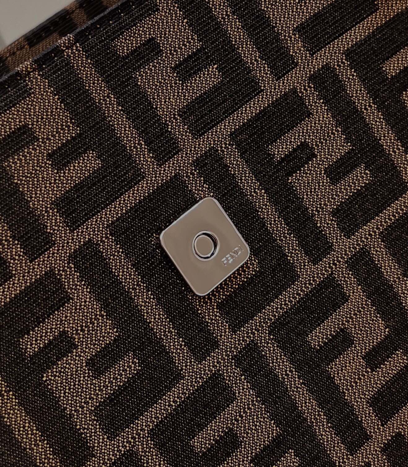 フェンディ「Fendi」ミニモノグラム トートバッグ