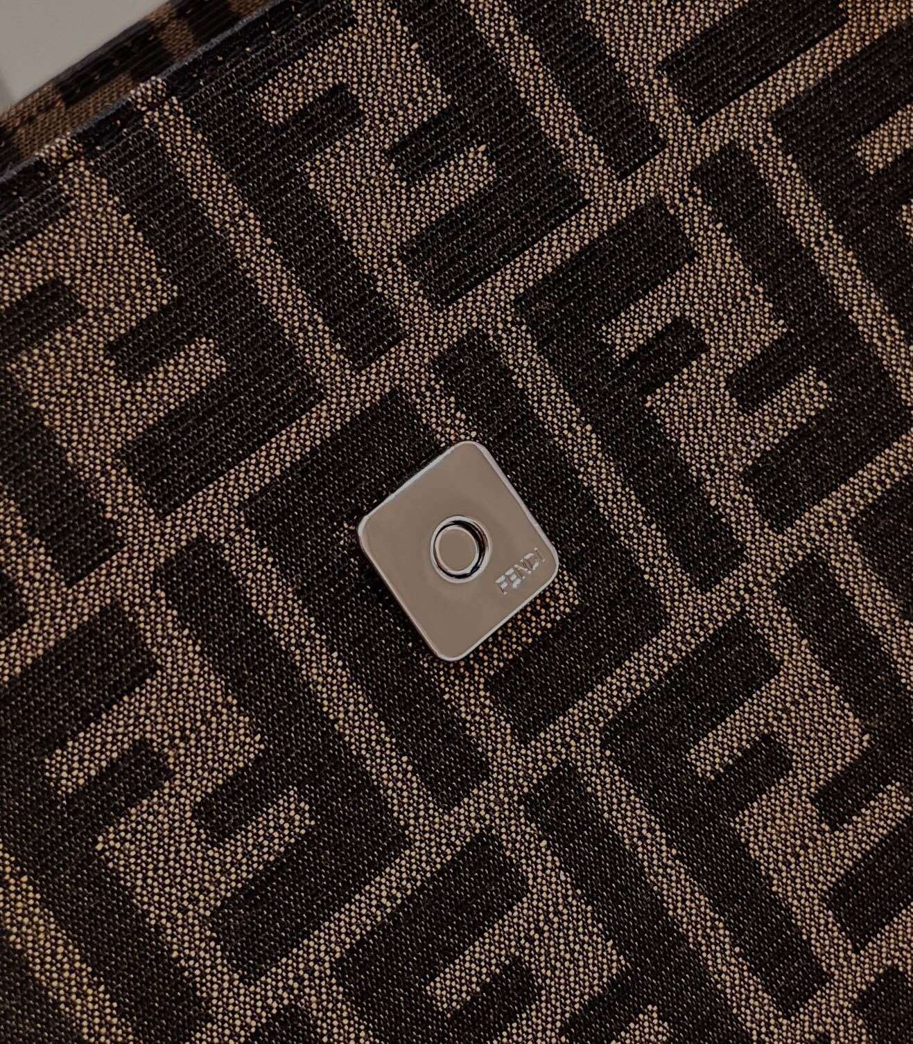 フェンディ「Fendi」ミニモノグラム トートバッグ