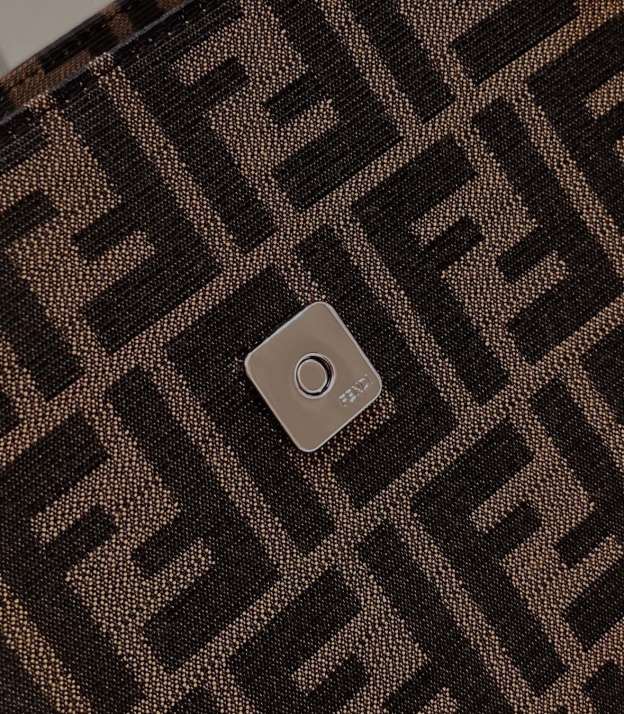 フェンディ「Fendi」ミニモノグラム トートバッグ