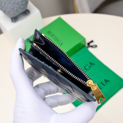 ボッテガ・ヴェネタ「Bottega Veneta」イントレチャート レザー コンコンパクトウォレット