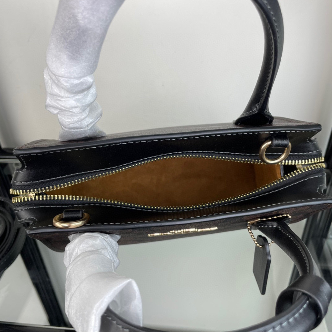 コーチ「Coach」Willow Tote ハンドバッグ