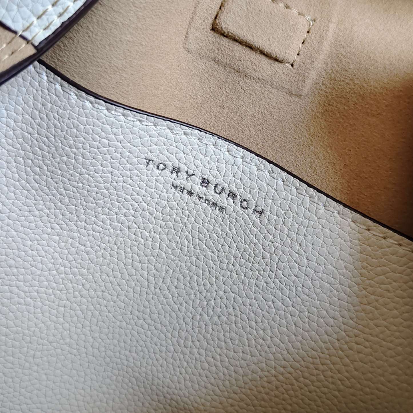 トリー バーチ「Tory Burch」 Monogram ミニバレルバッグ