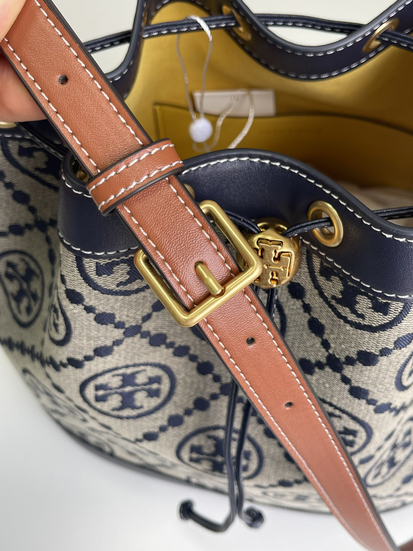 トリー バーチ「Tory Burch」 T Monogram バケットバッグ