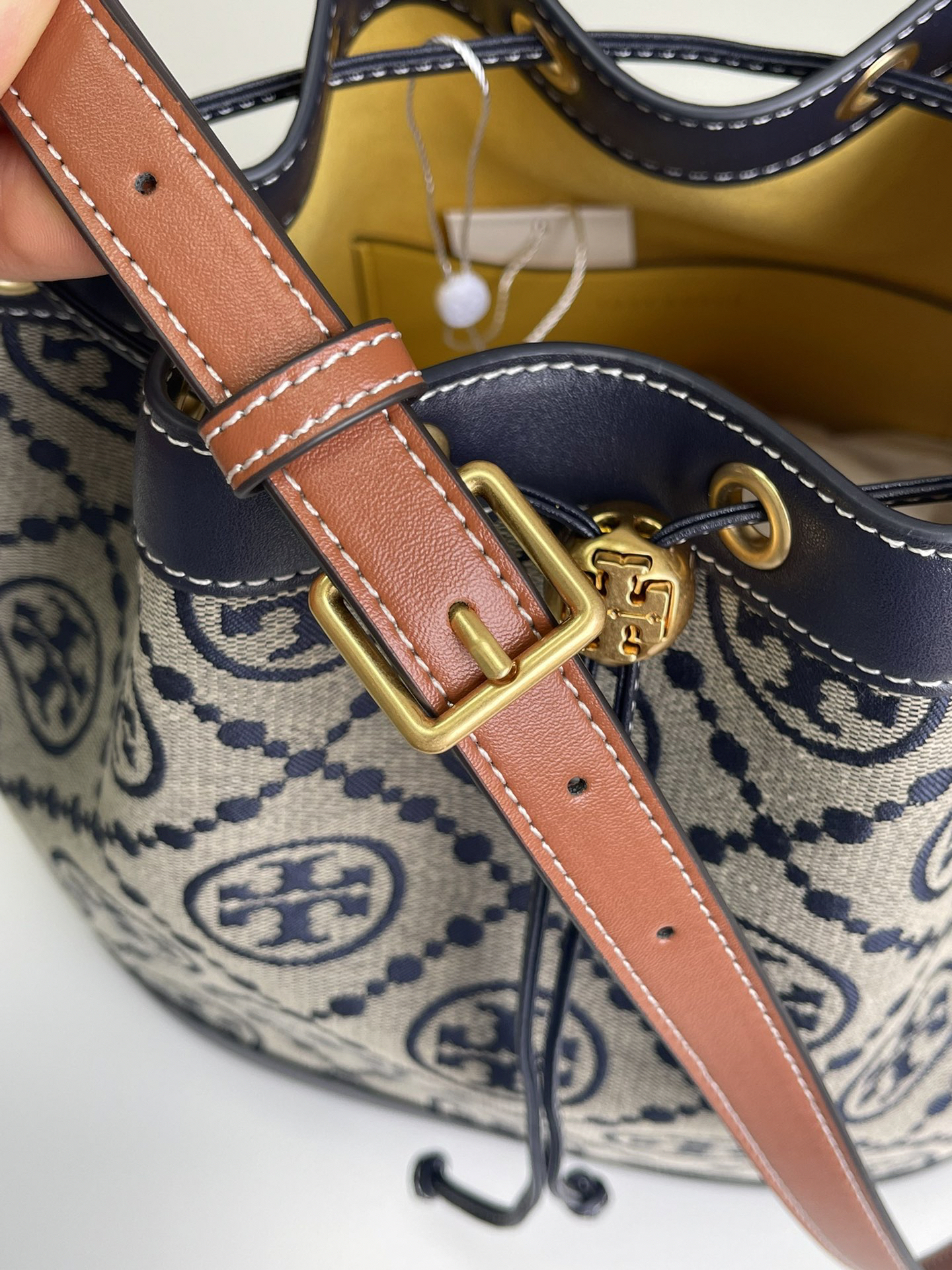 トリー バーチ「Tory Burch」 T Monogram バケットバッグ