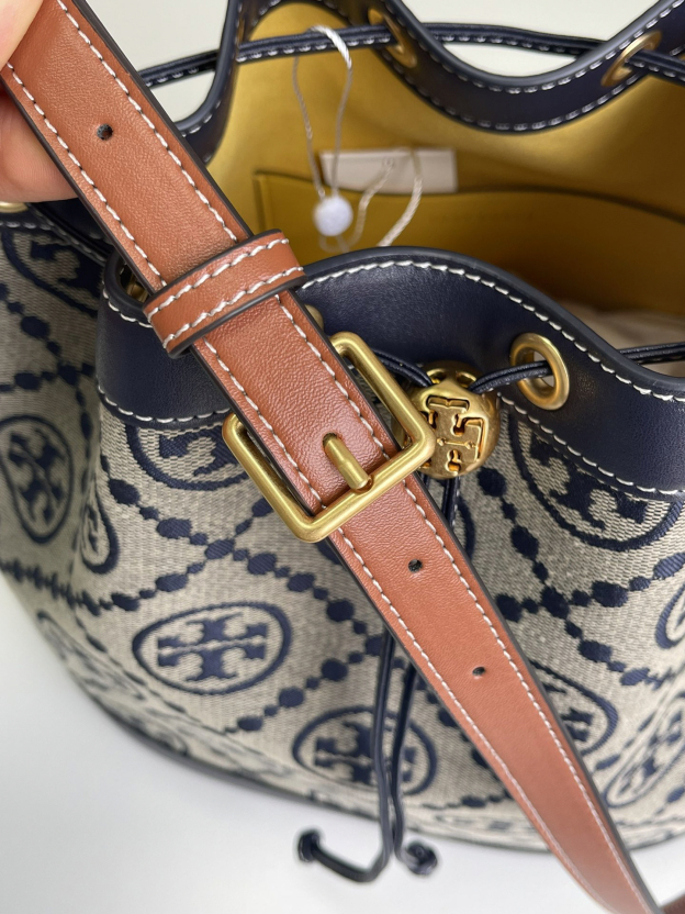 トリー バーチ「Tory Burch」 T Monogram バケットバッグ