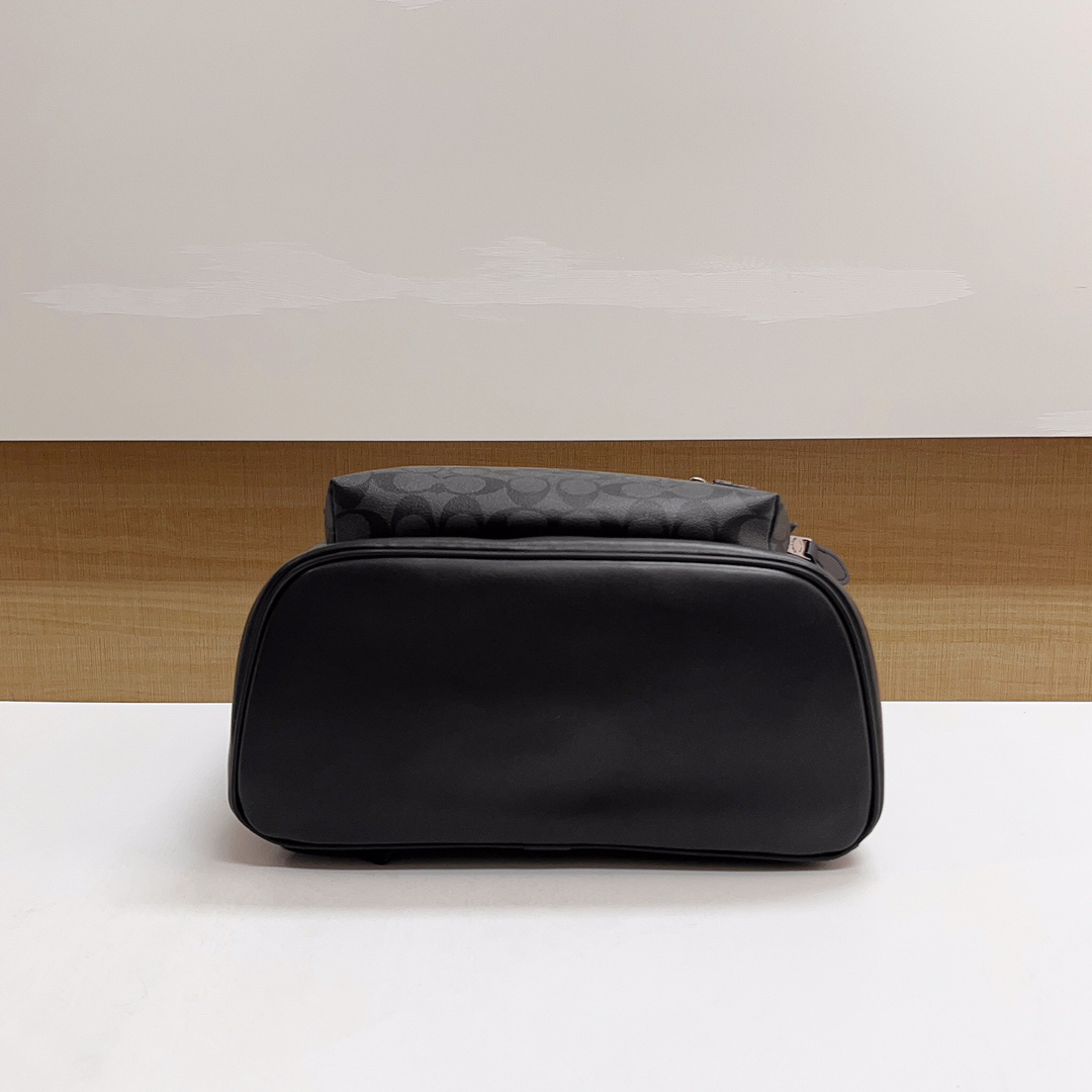 コーチ「Coach」West メンズ ツインジッパー バックパック