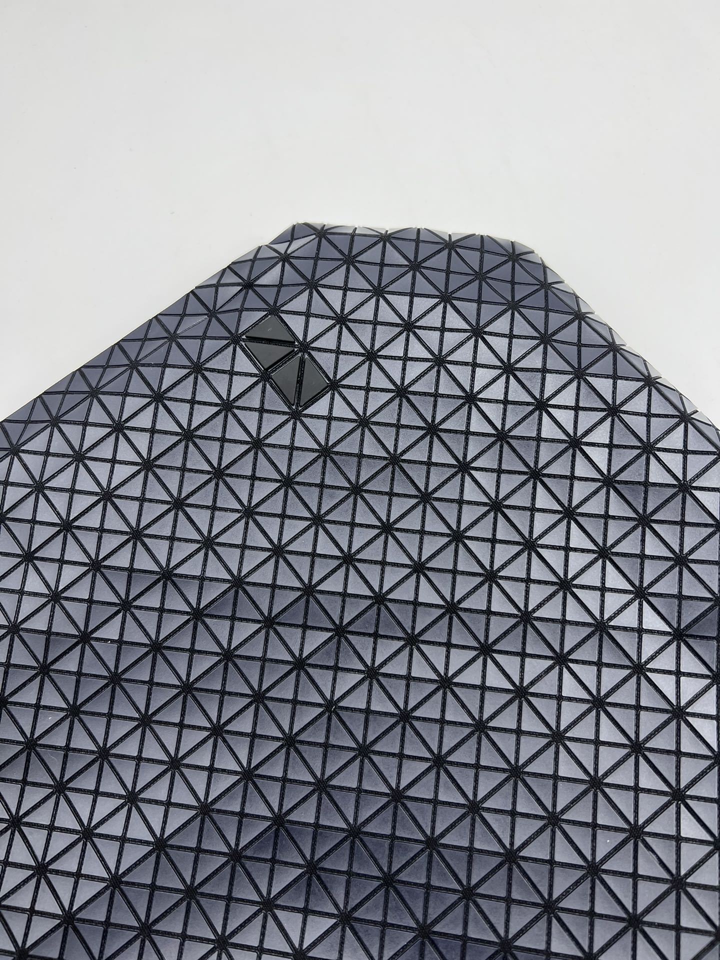 イッセイ・ミヤケ「Issey Miyake」ビジネストートバッグ