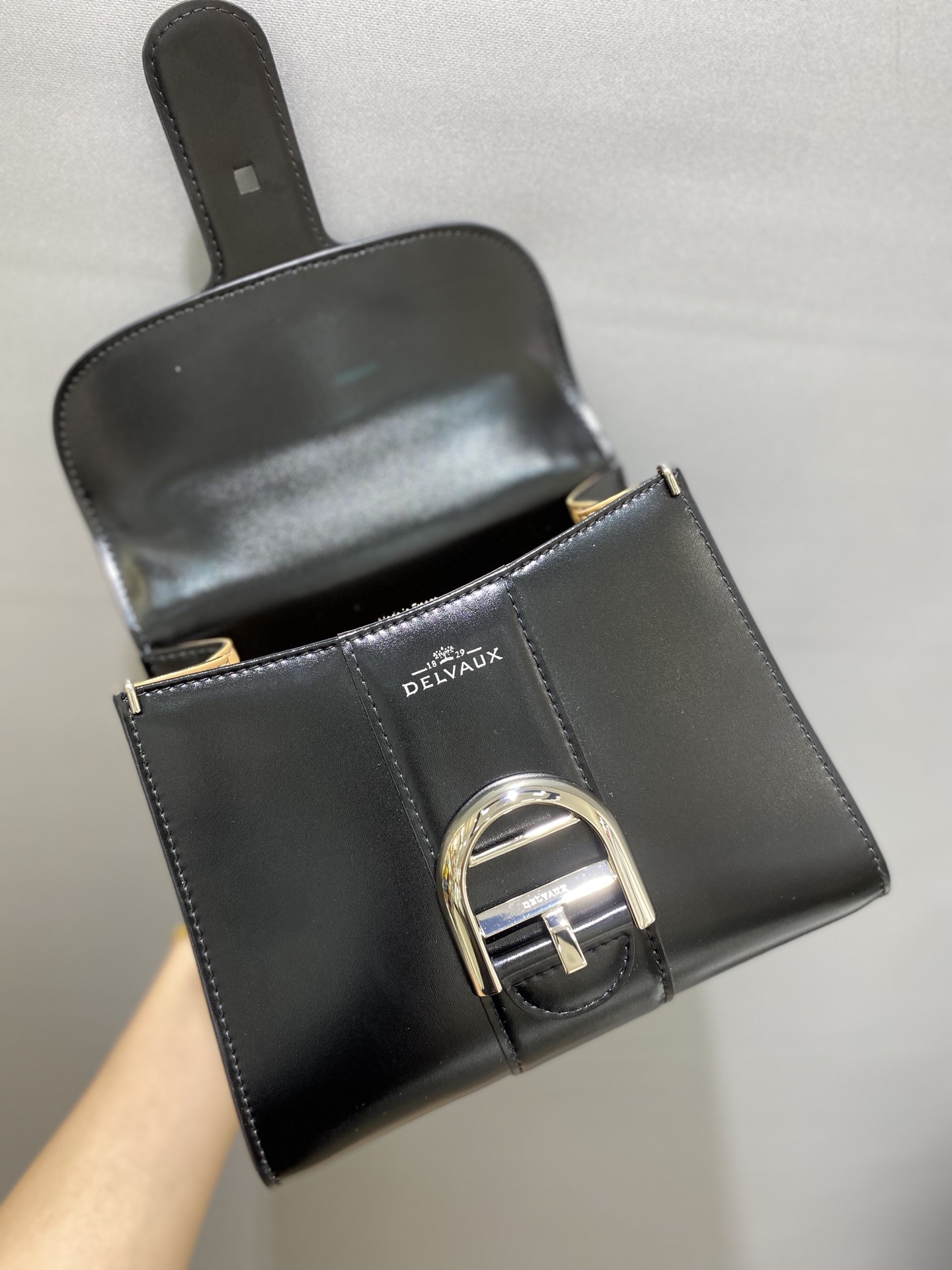 デルヴォー「Delvaux」デルボー ダブルジェ ミニダブルリングバッグ