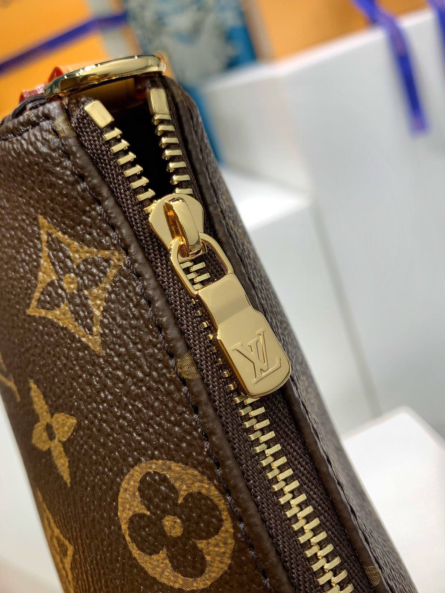 ルイ・ヴィトン「Louis Vuitton」Pochette Eva ハンドバッグ