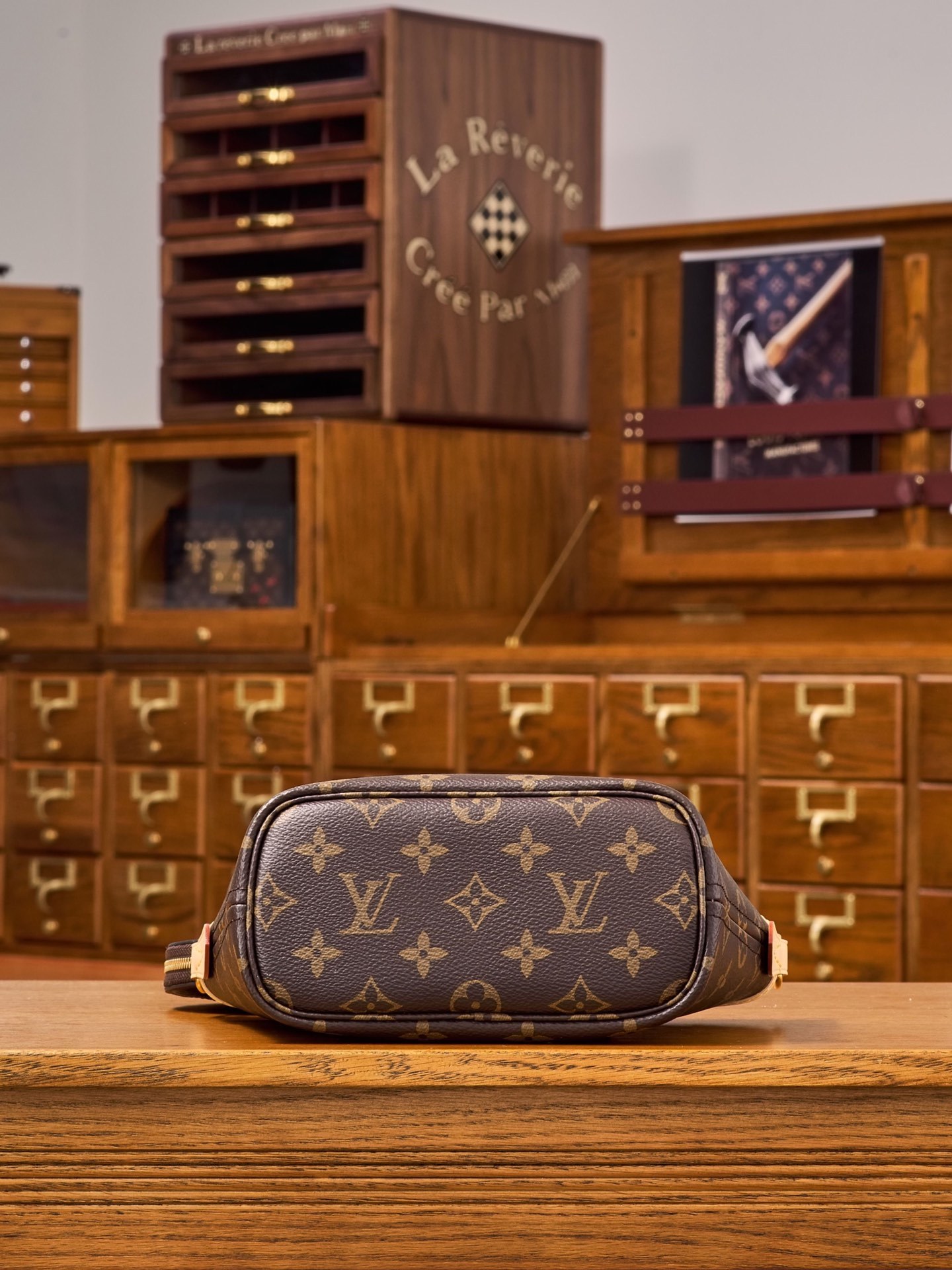 ルイ・ヴィトン「Louis Vuitton」ネヴァーフル BB