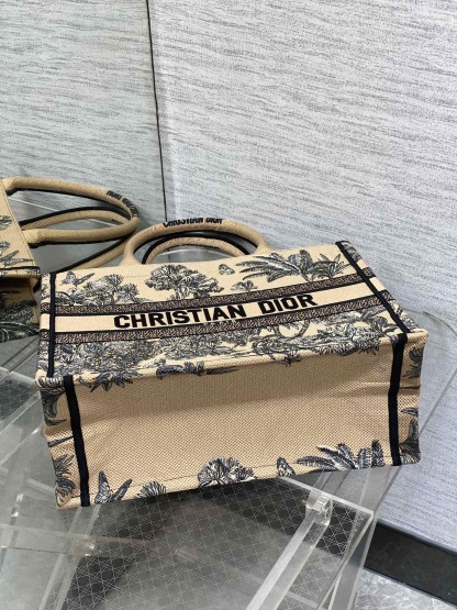 ディオール「Dior」 サマートートバッグ