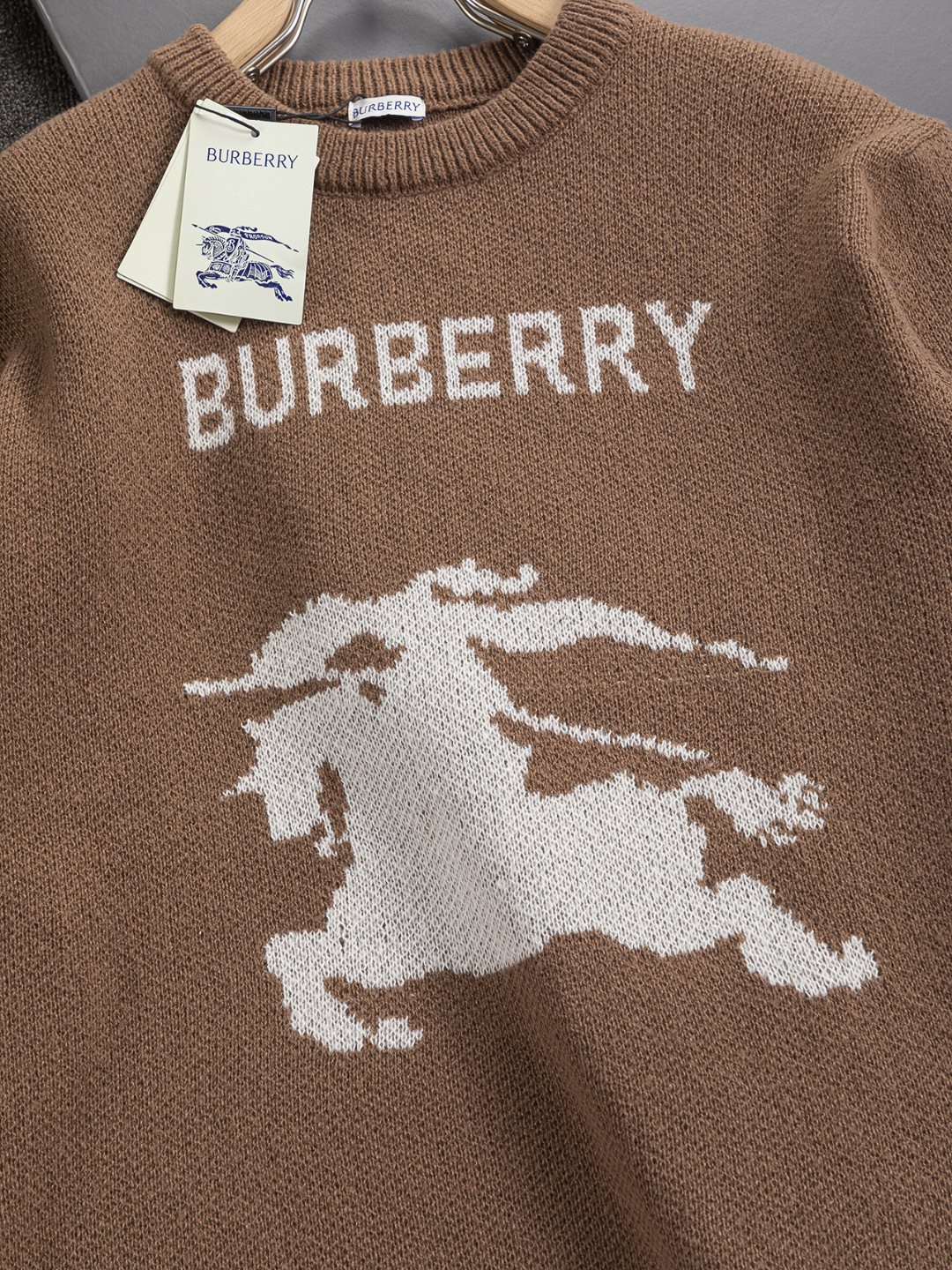 バーバリー「Burberry」25SS キルティッド カシミアブレンド ニットセーター