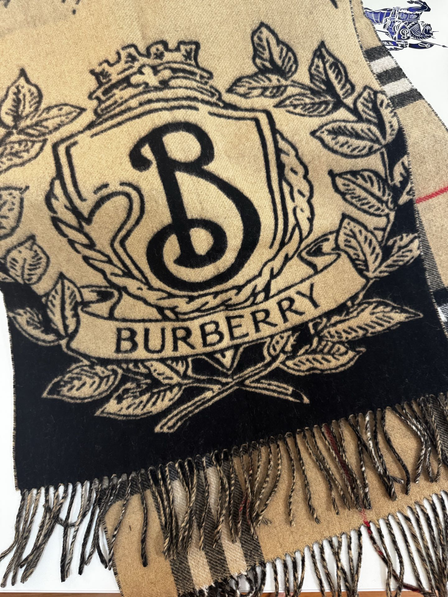 バーバリー「Burberry」 リバーシブル ストームライダー キャッシュミア スカーフ