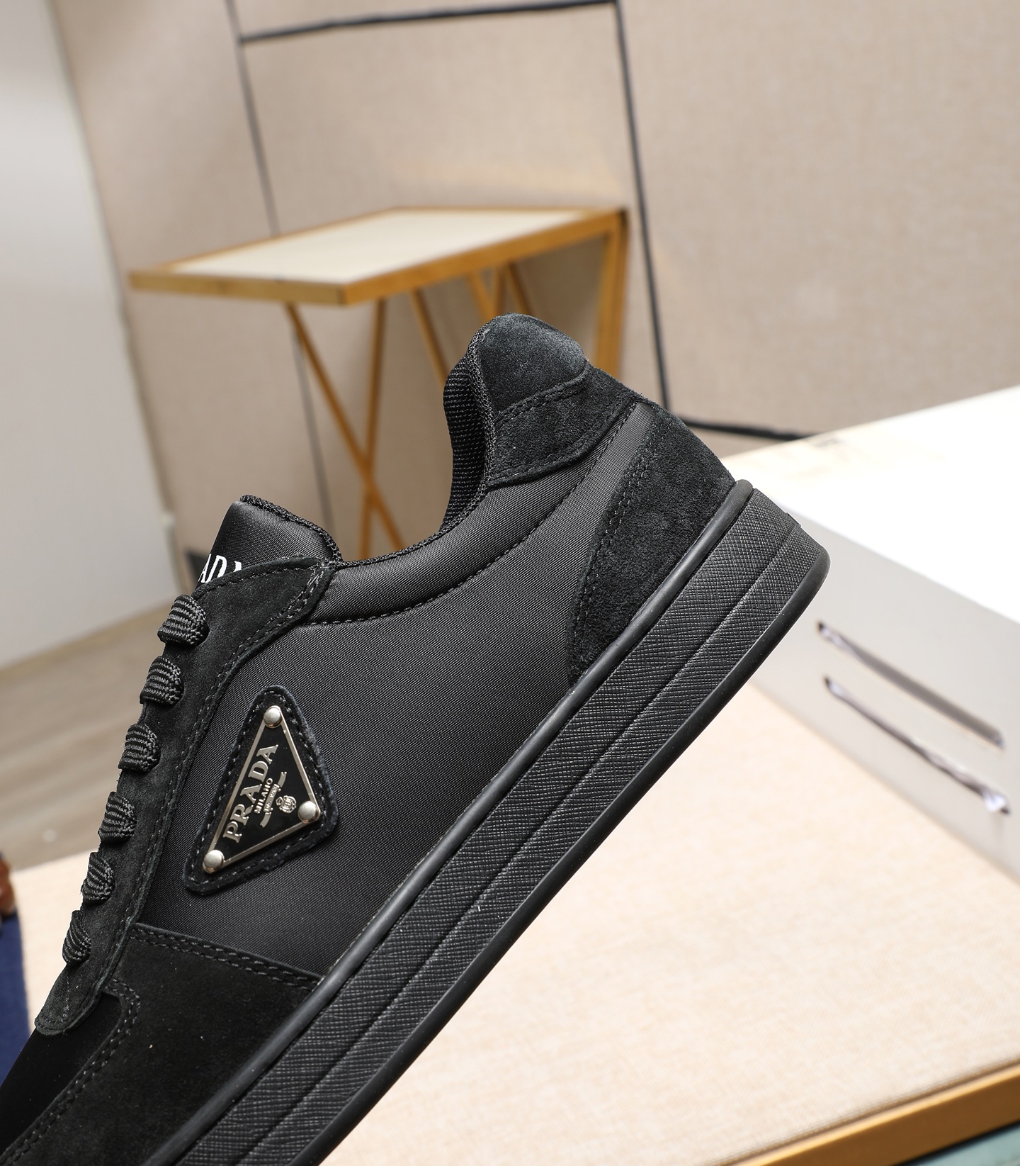 プラダ「Prada」メンズ スポーツ スニーカー