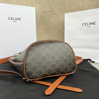 セリーヌ「Celine」FOLCO TRIOMPHE CANVASバックパック