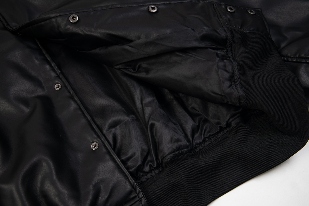 バレンシアガ「Balenciaga」24FW パリ パッチ ベースボール フライト ジャケット