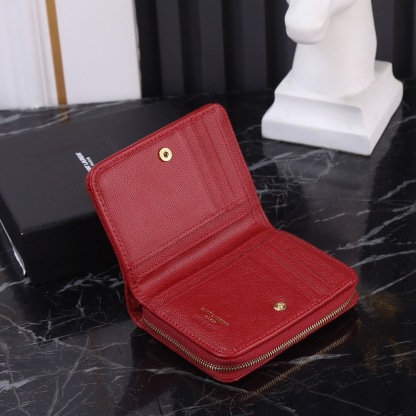 サンローラン「Saint Laurent」モノグラム コンパクト ジップアラウンド ウォレット（グレイン ド プードル エンボスレザー）