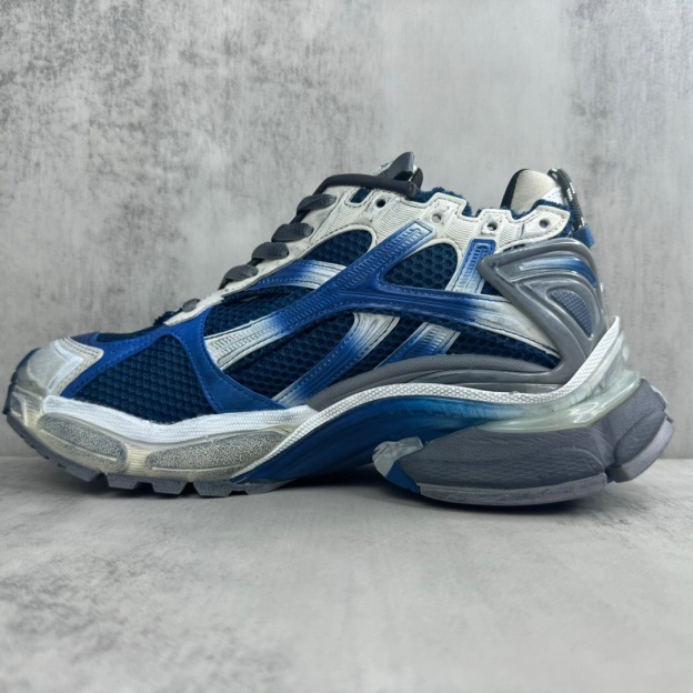 バレンシアガ「Balenciaga」トリプルs不良スニーカー