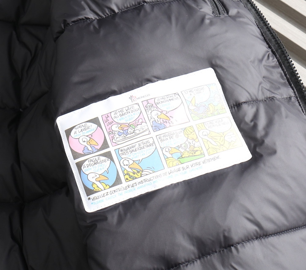 モンクレール「Moncler」カラーブロック ダウンジャケット