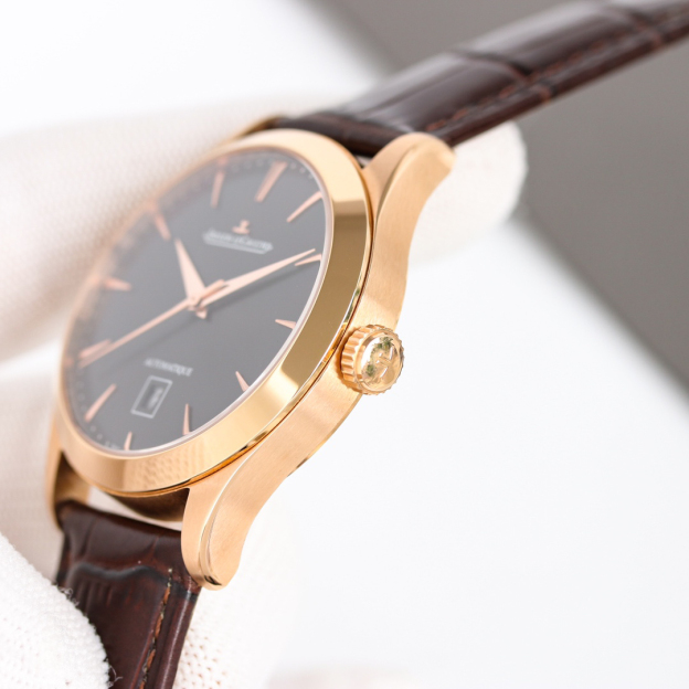 ジャガー ルクルト「Jaeger-LeCoultre」マスター・ウルトラスリム デイト 39MM