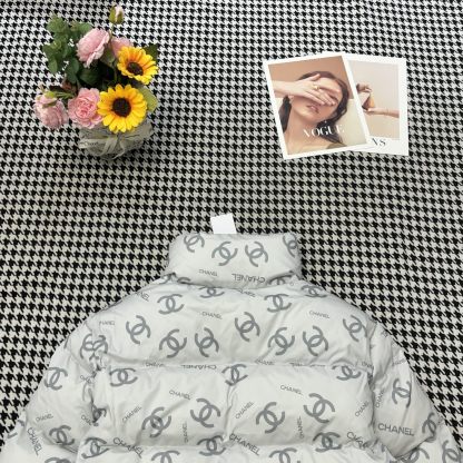 シャネル「Chanel」スタンドカラー モノグラム キルトド ジャケット